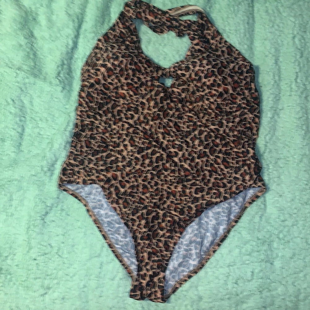 Bathing suit